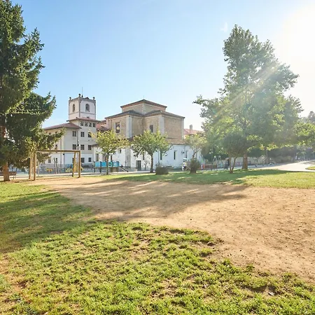 Hébergement de vacances Casa En Pleno Centro De *